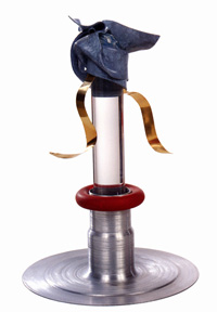 透明のアクリル柱を使用した作品