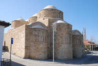 ペリステロナ、アギイ・バルナバス・ケ・イラリオン聖堂