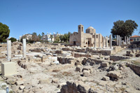 初期ビザンティン時代の遺跡とアギア・キリアキ聖堂
