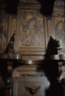 チェルトーザ・ディ・パヴィーアのコーロの祈祷席（スタッロ）より　パンタレオーネ・デ・マルキとバルトロメーオ・ポッリ　1486-98年　スパリエーラにマグダラのマリア像を描く。椅子の背は跳ね上げた座面に隠されている