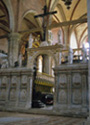 サンタ・マリア・グロリオーサ・デイ・フラーリ教会（ヴェネツィア）の身廊に設置されたコーロ（聖職者祈祷席）マルコ・コッツィ　1468年　三段からなる124席の祈祷席は最大規模