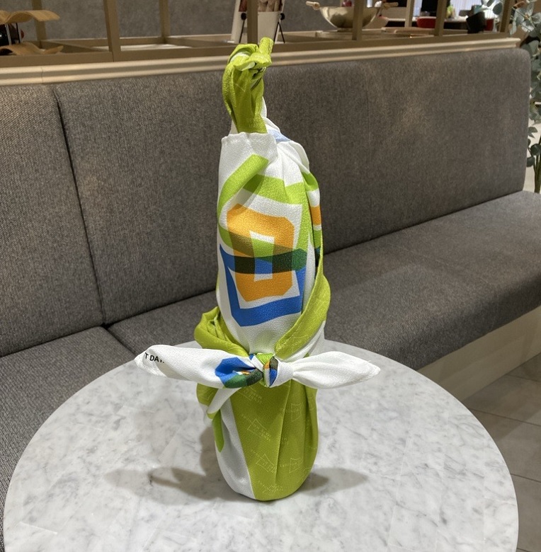 Wine Bottle Wrapping